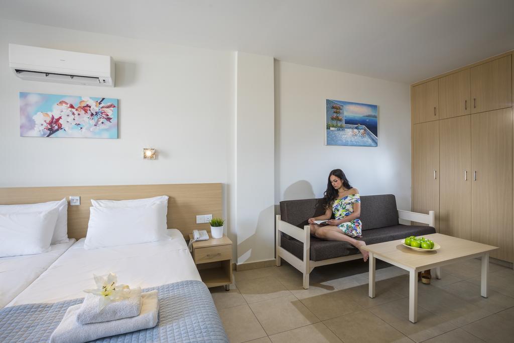 Christabelle Hotel Apartments Ayia Napa Exterior photo